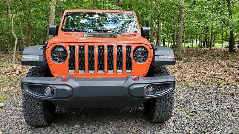 Oracle Pre-Runner Style LED Grille Kit for Jeep Wrangler JL - Amber - Image 3
